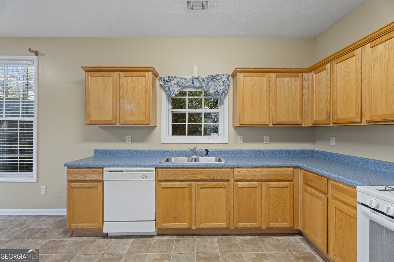 423 Heathcliff Court McDonough - Photo 21