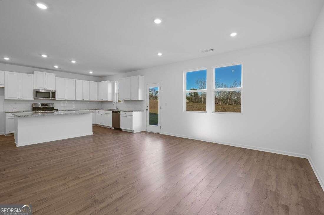 231 Groveton Court Euharlee - Photo 12