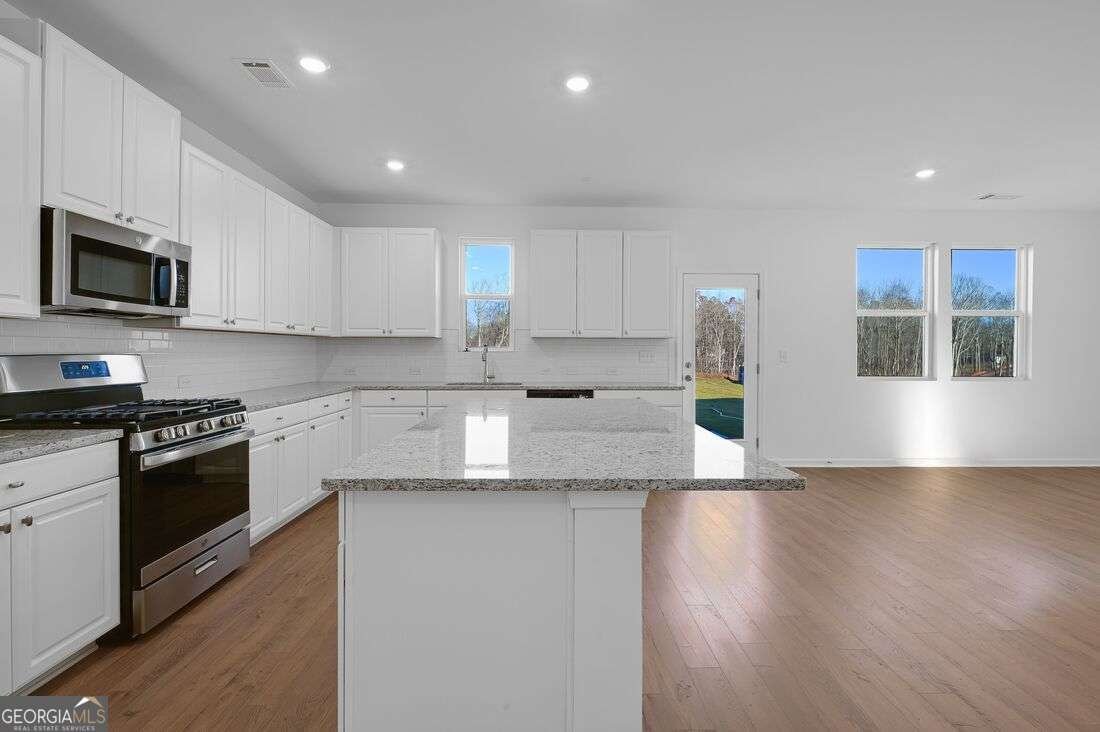 231 Groveton Court Euharlee - Photo 6