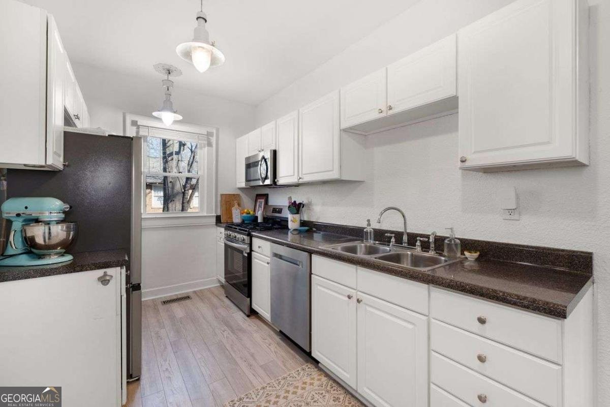 3190 East Point Street Atlanta - Photo 23