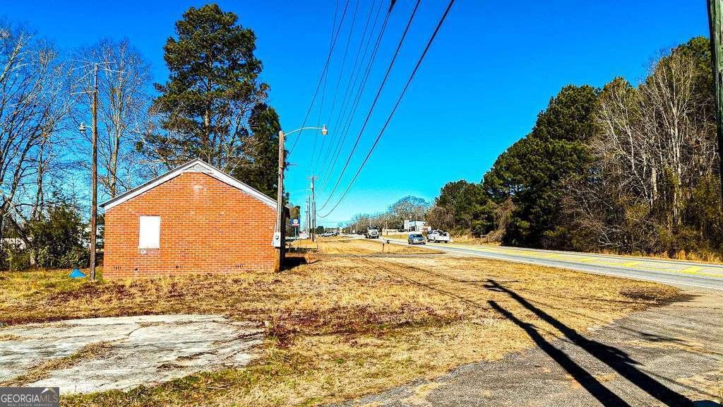 1013 Veterans Parkway Barnesville - Photo 11