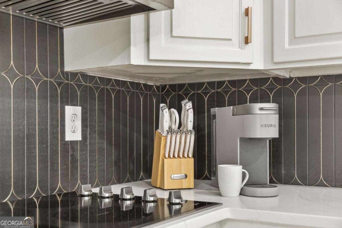 217 Skyland Drive Roswell - Photo 11