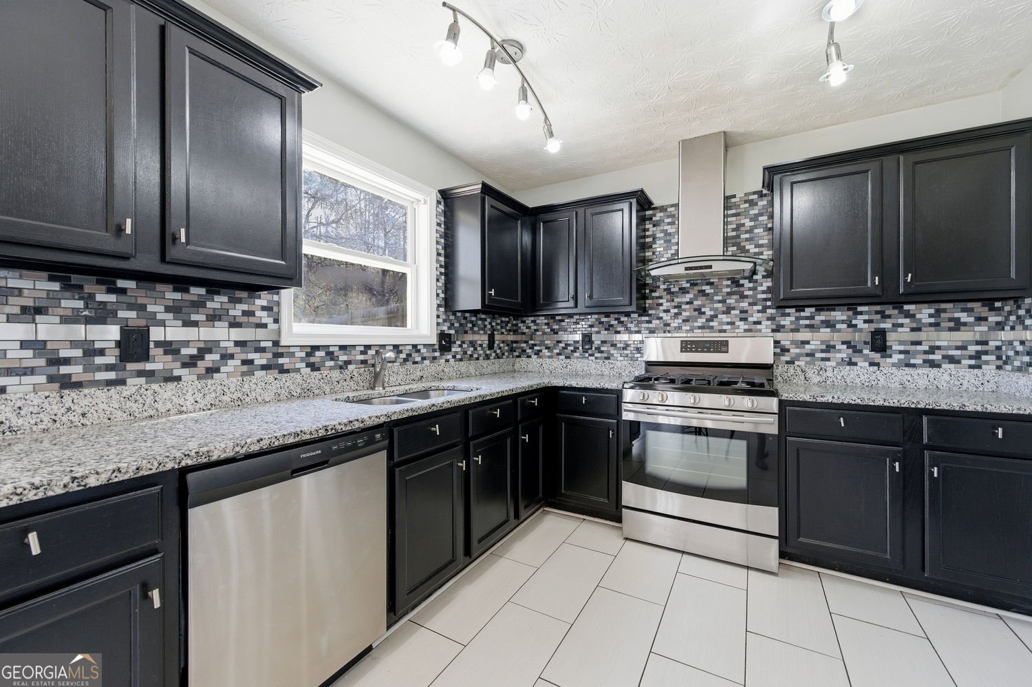 1241 Pine Acre Drive Sugar Hill - Photo 18