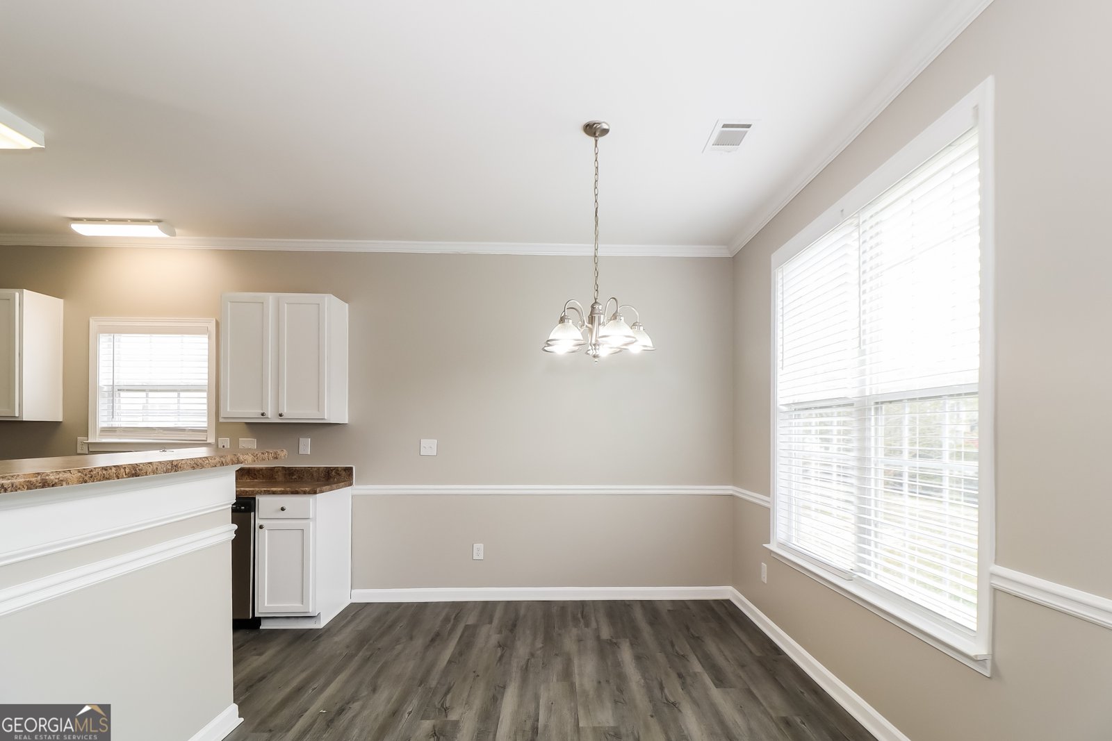 2312 Temple View Drive Snellville - Photo 9