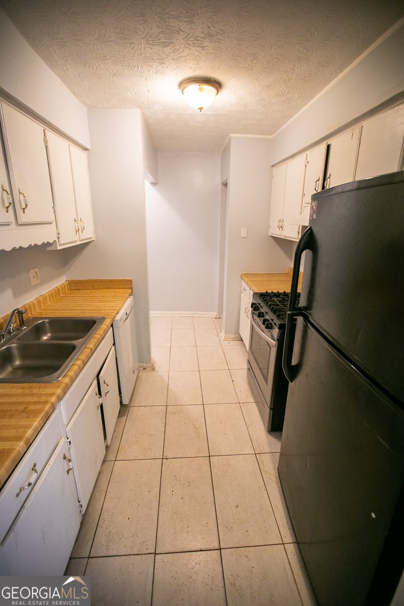 4903 Martins Crossing Road Stone Mountain - Photo 5