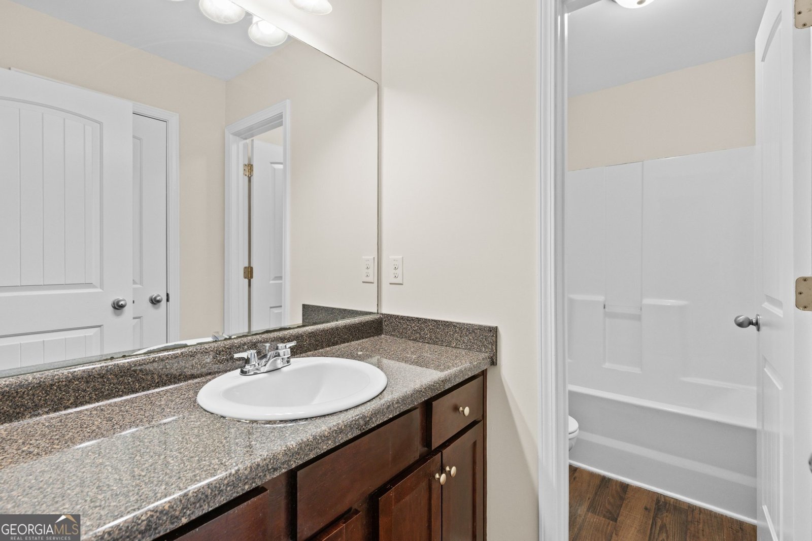 764 Lobdale Falls Drive Lawrenceville - Photo 25