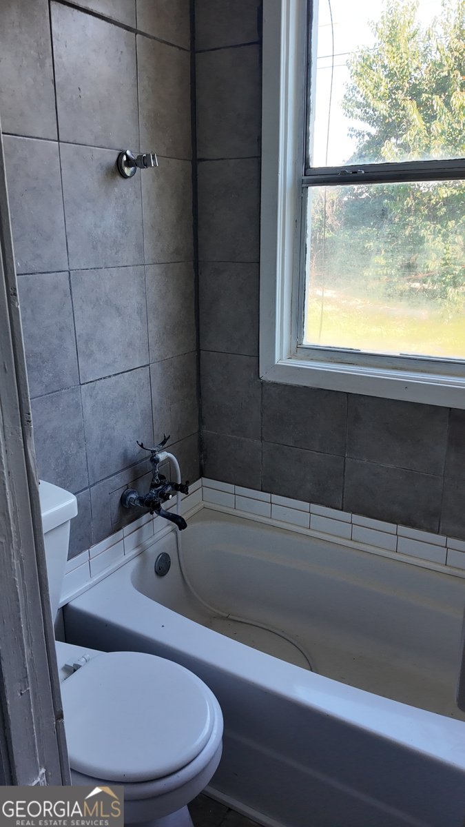 808 Carter Street Savannah - Photo 13