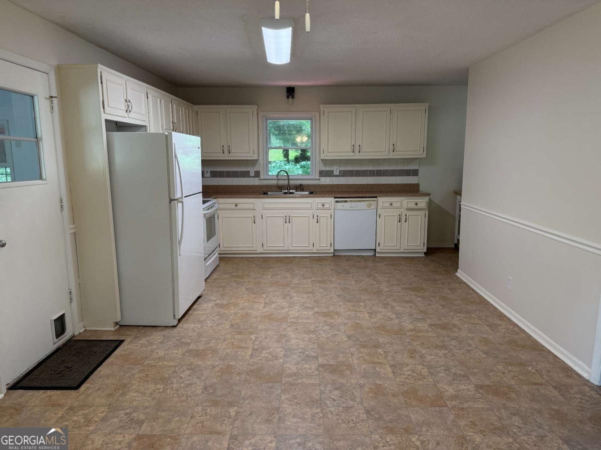 3013 Barcelona Way Conyers - Photo 7