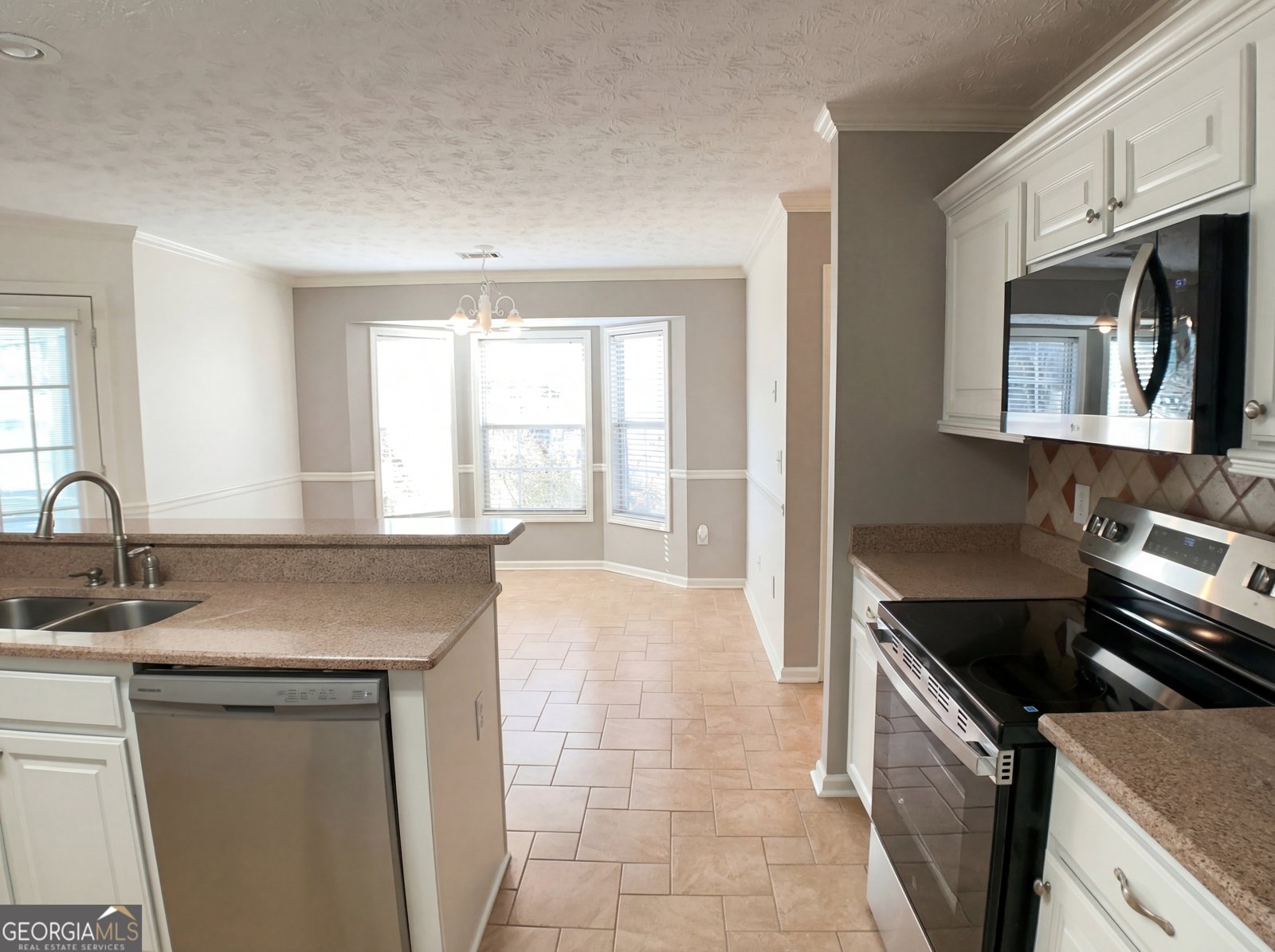 4306 Foxberry Run Loganville - Photo 7