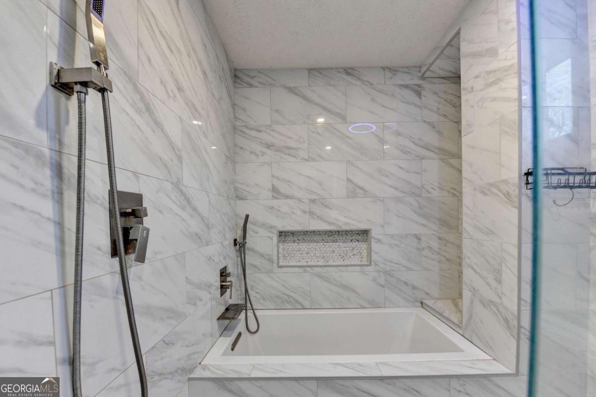 9337 Hidden Branch Drive Jonesboro - Photo 23