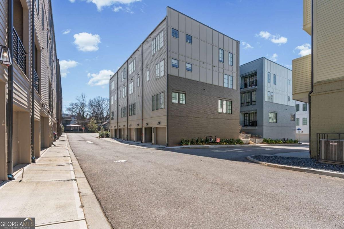 123 Beardon Circle Atlanta - Photo 38