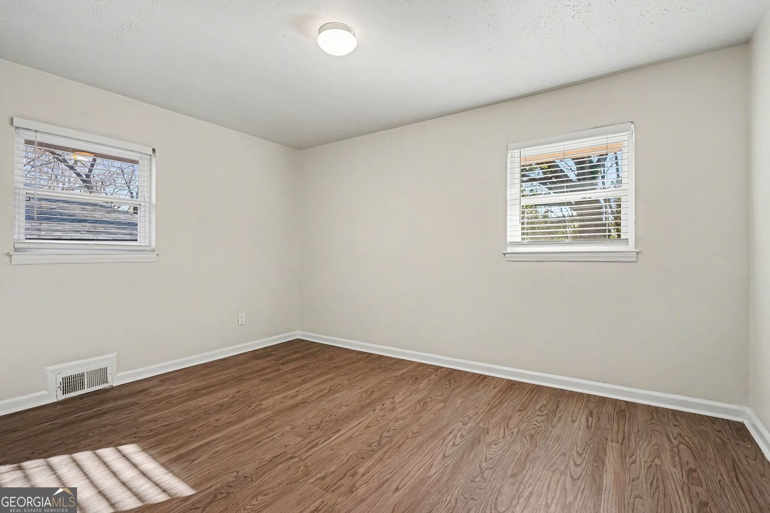 1660 Valencia Road Decatur - Photo 18