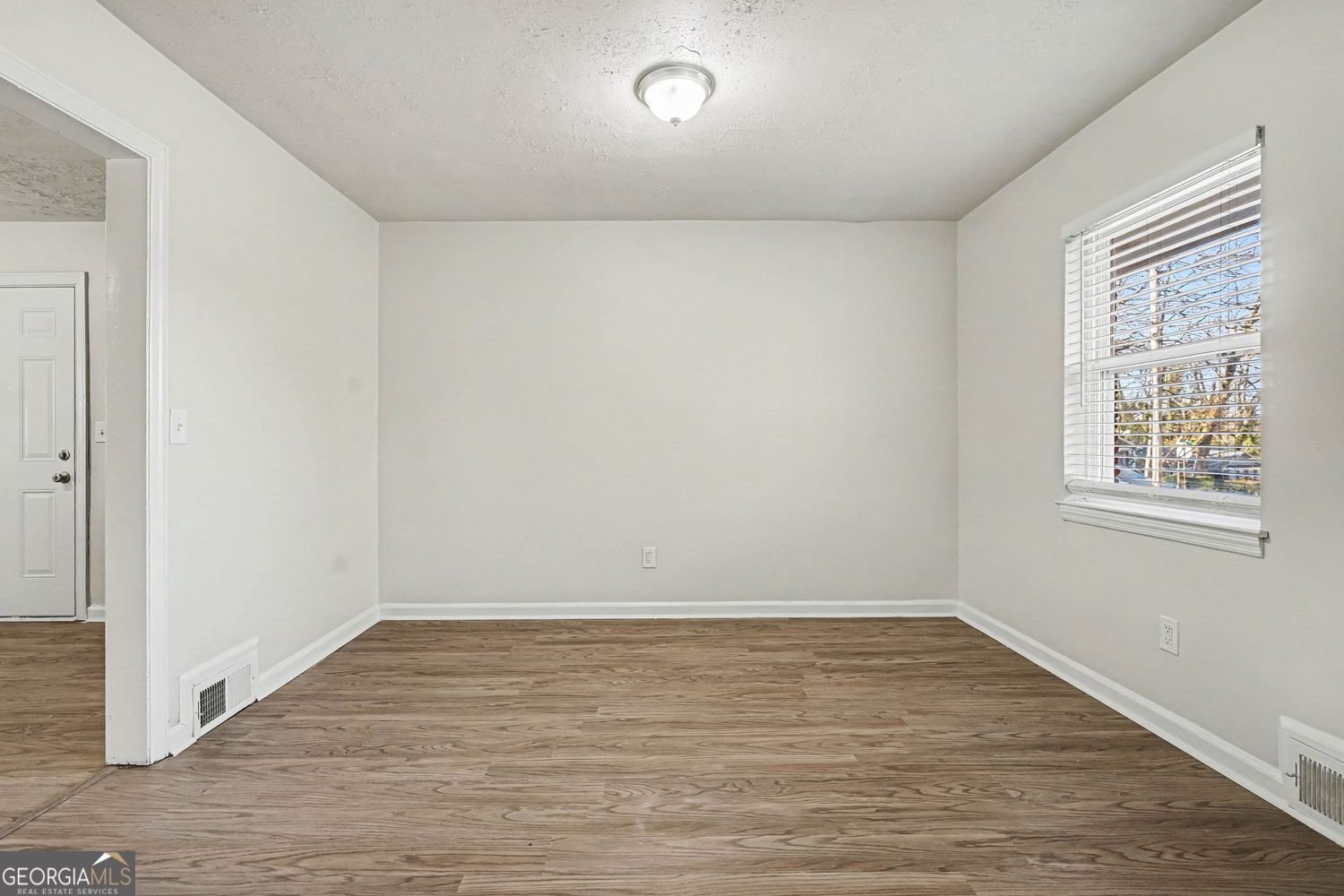 1660 Valencia Road Decatur - Photo 7