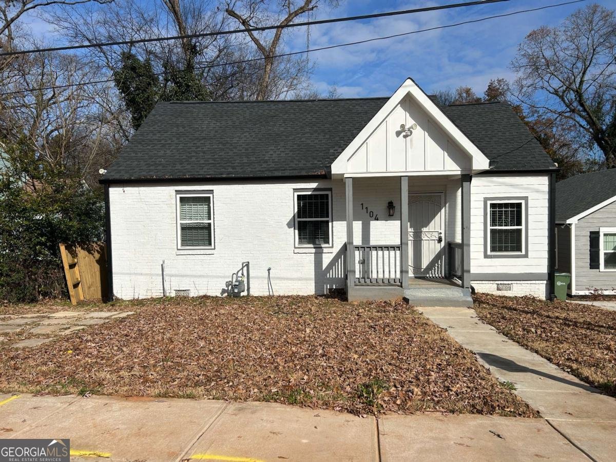 1104 Oak Knoll Terrace Atlanta - Photo 1