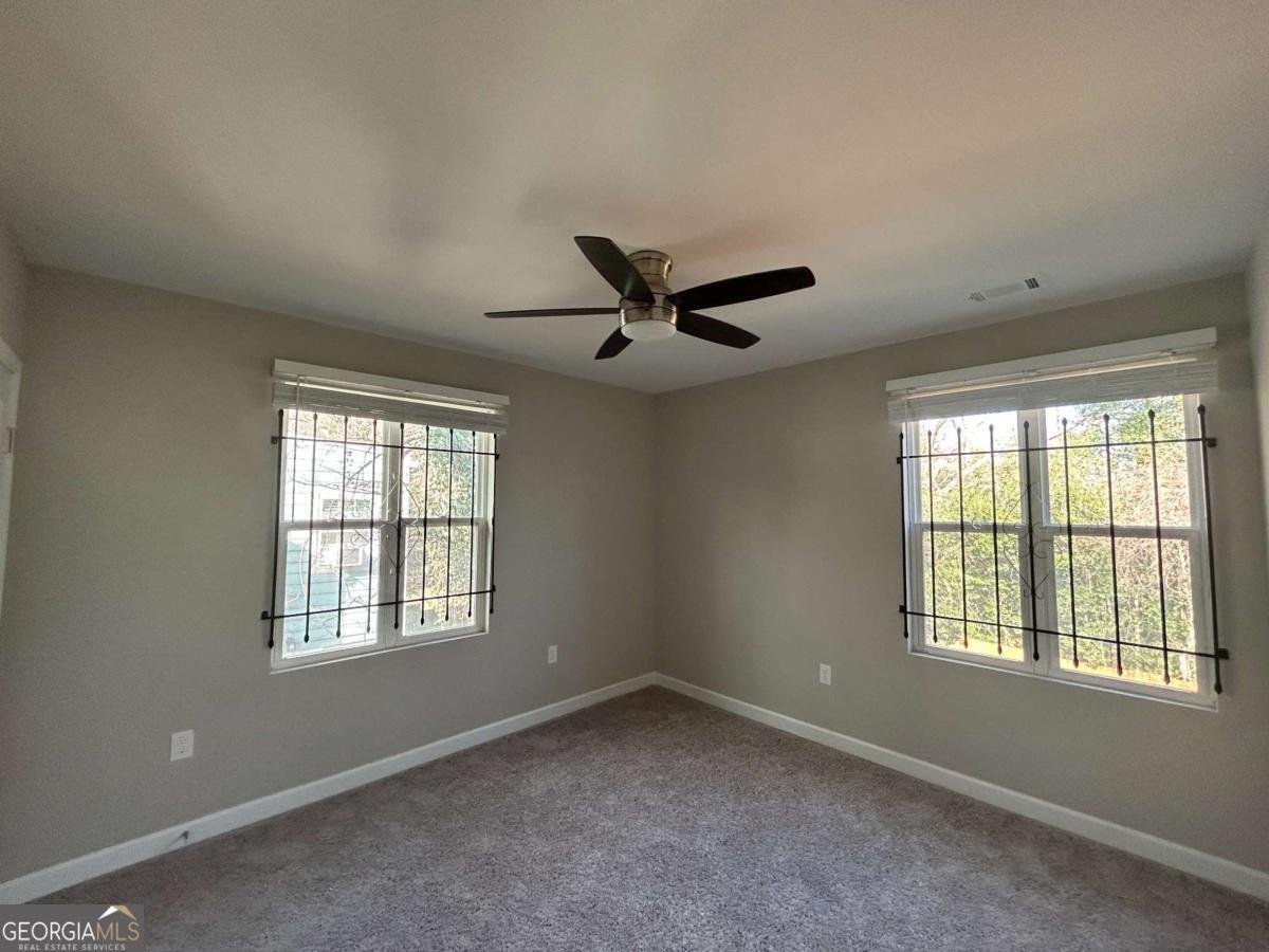 1104 Oak Knoll Terrace Atlanta - Photo 13