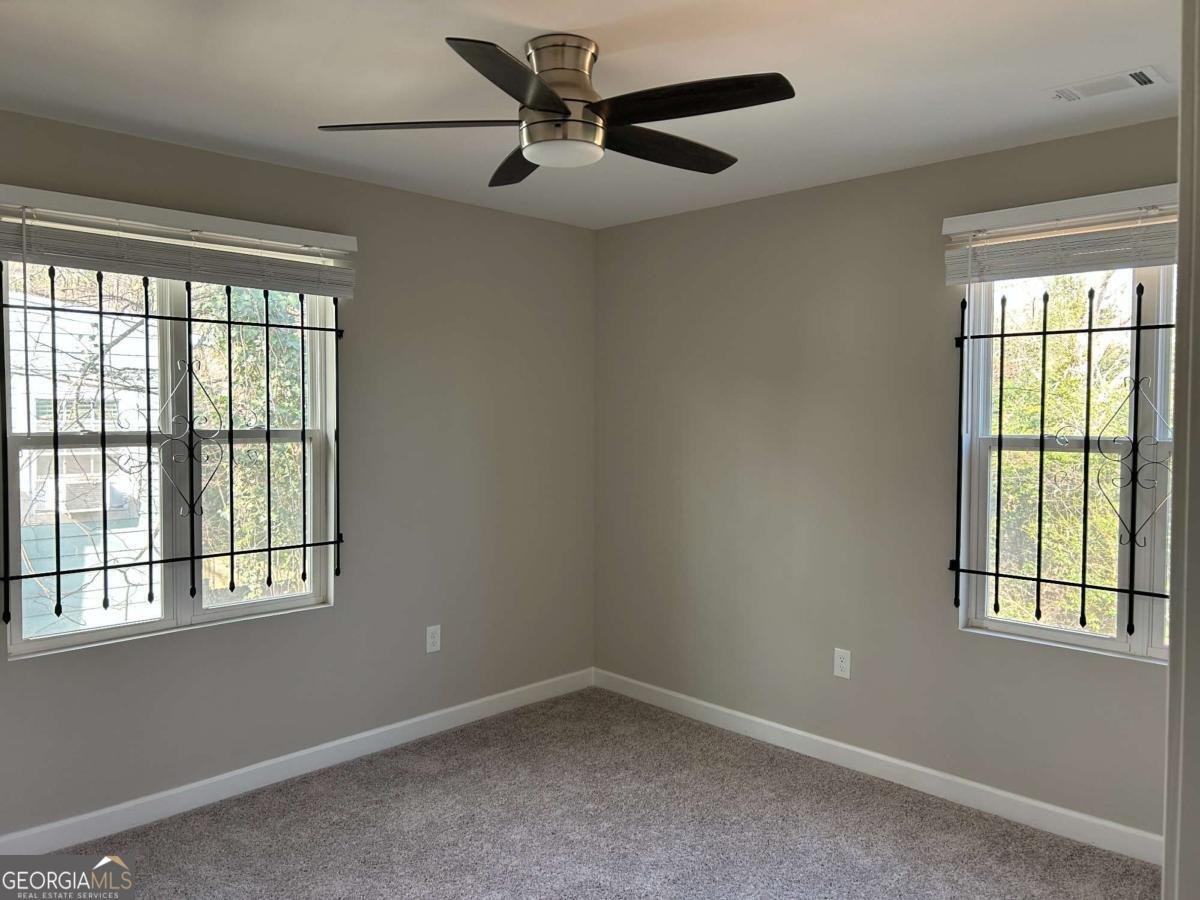 1104 Oak Knoll Terrace Atlanta - Photo 14