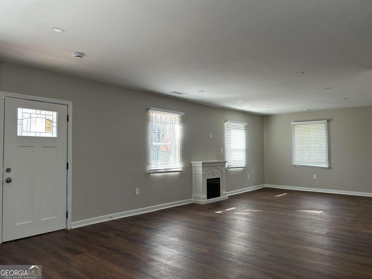 1104 Oak Knoll Terrace Atlanta - Photo 6