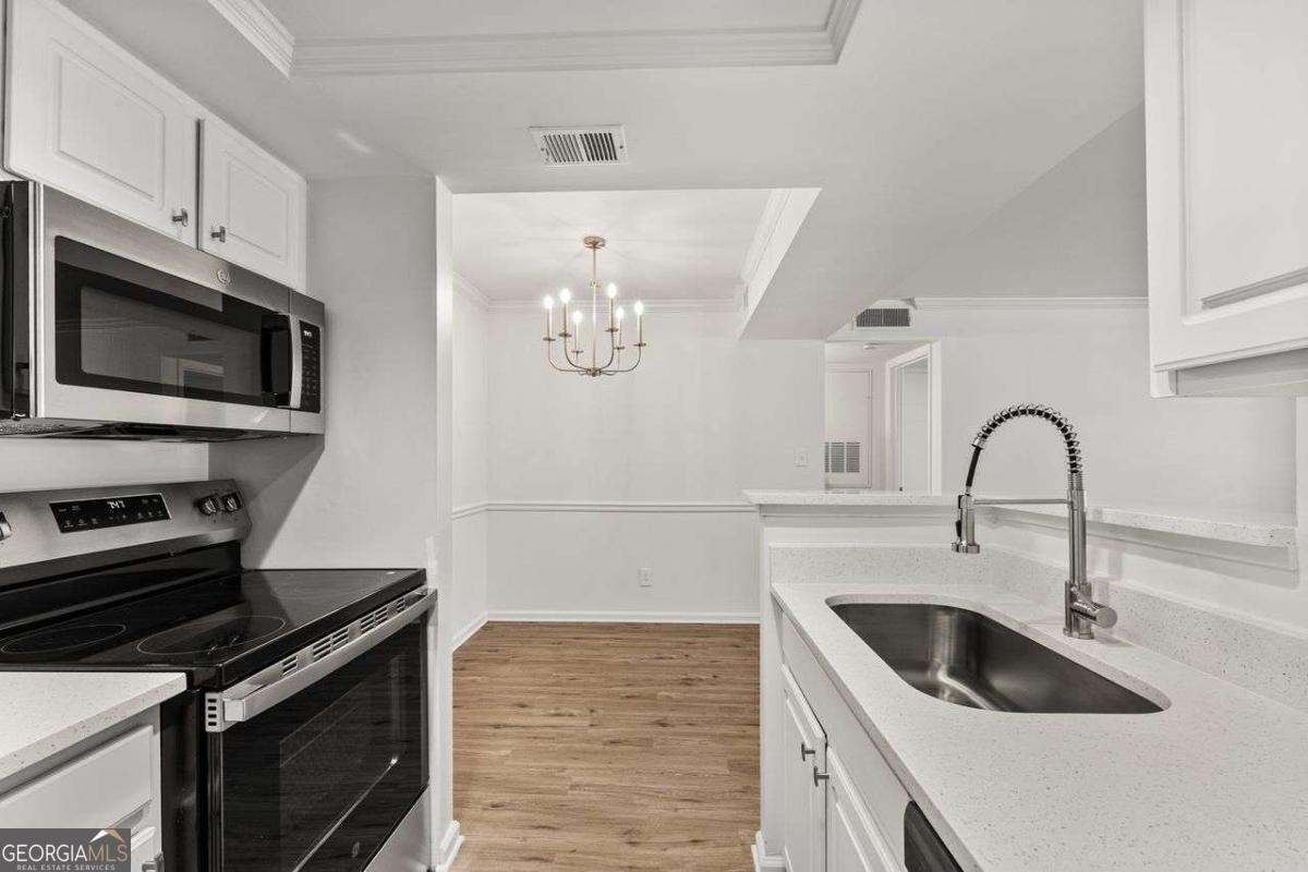 3086 Chastain Park Court Atlanta - Photo 9