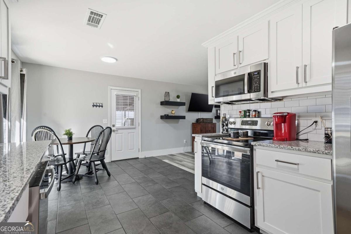 516 Landers Street Monroe - Photo 9