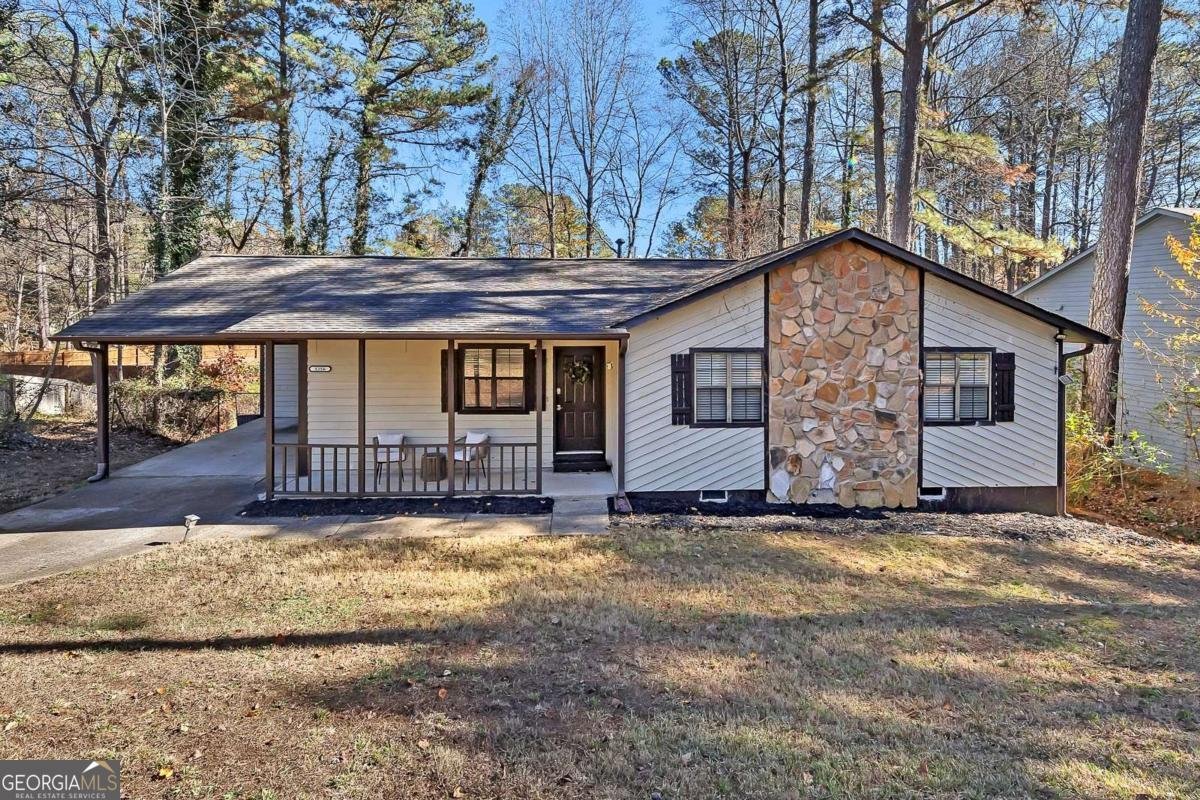 3256 Stonewall Drive Kennesaw - Photo 1