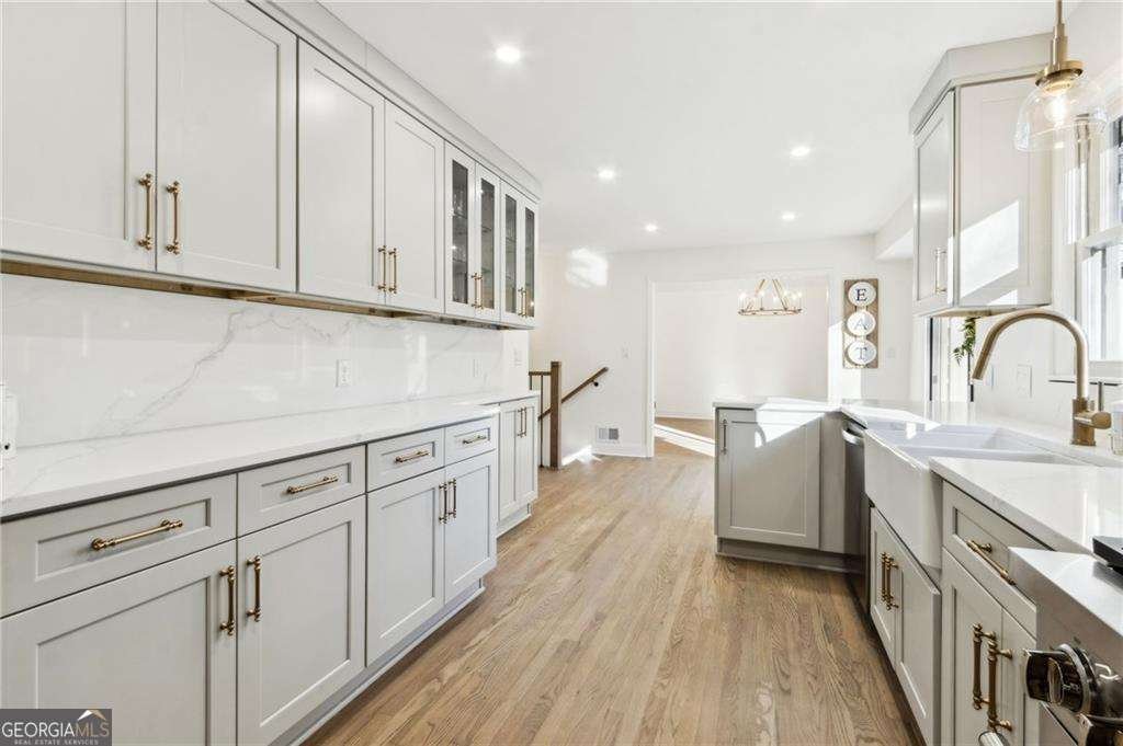 420 Hackberry Court Roswell - Photo 10