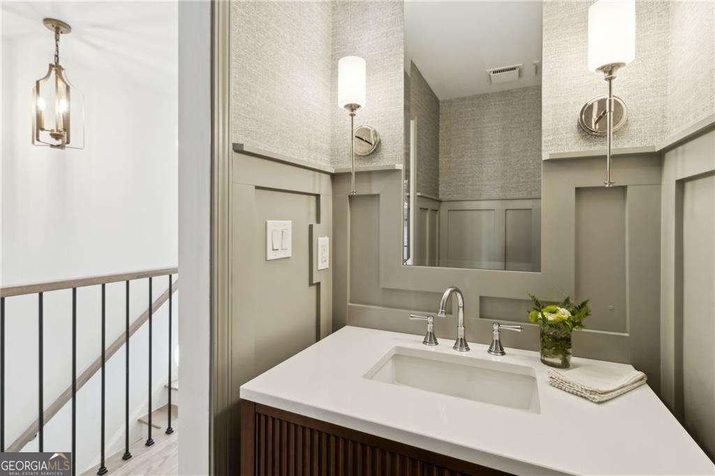 420 Hackberry Court Roswell - Photo 18