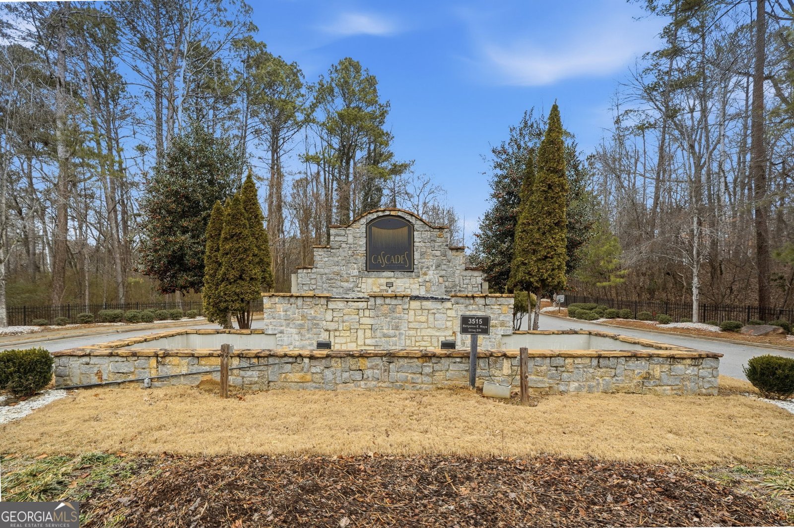 605 Lofty Lane Atlanta - Photo 1