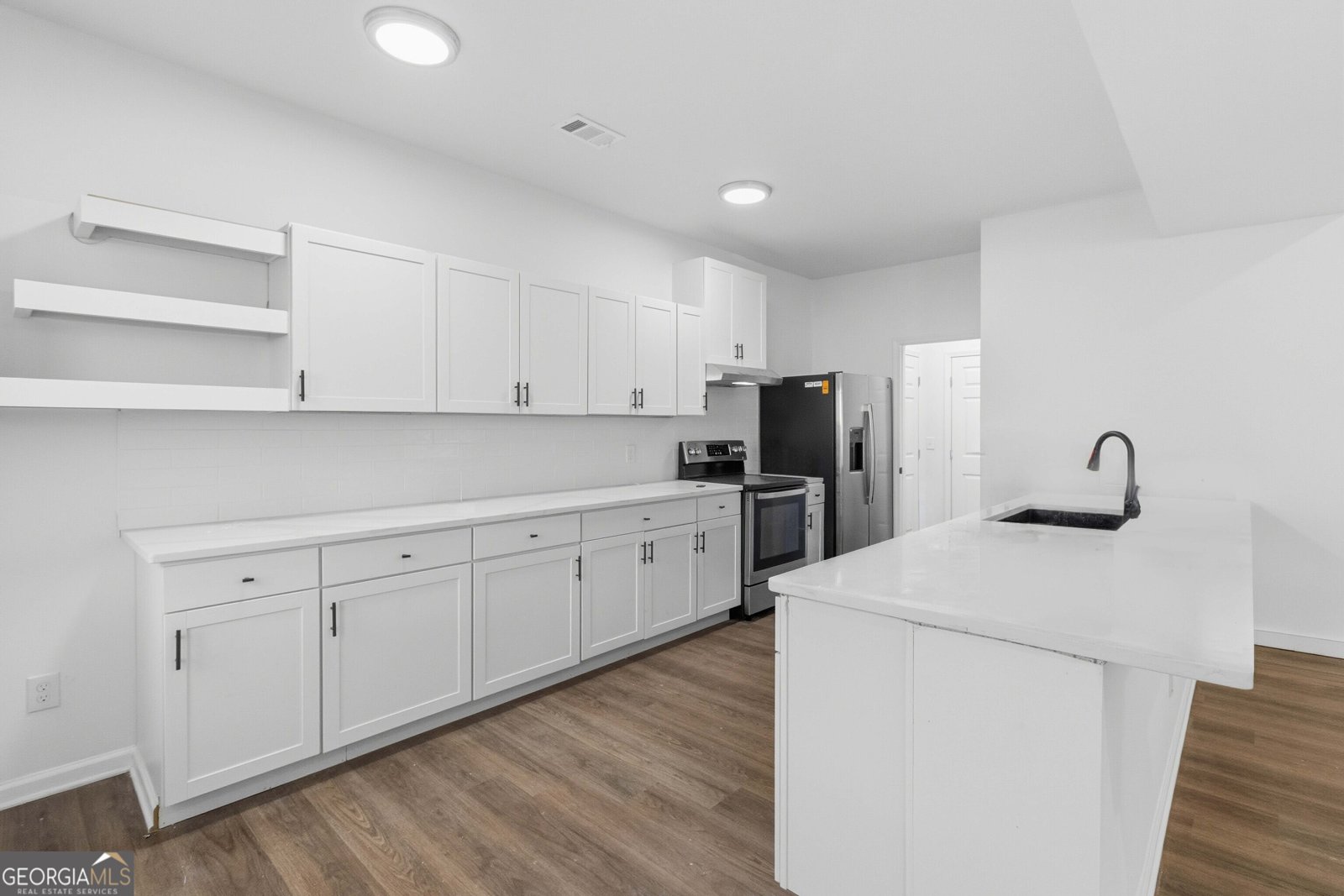 6938 Shadow Ridge Lane Stone Mountain - Photo 7