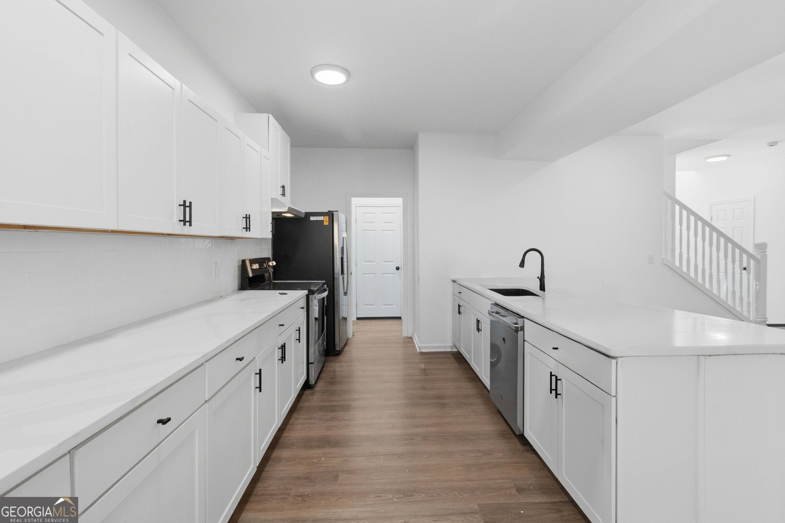 6938 Shadow Ridge Lane Stone Mountain - Photo 9