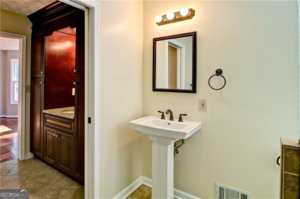 437 Sweetgum Drive Woodstock - Photo 9