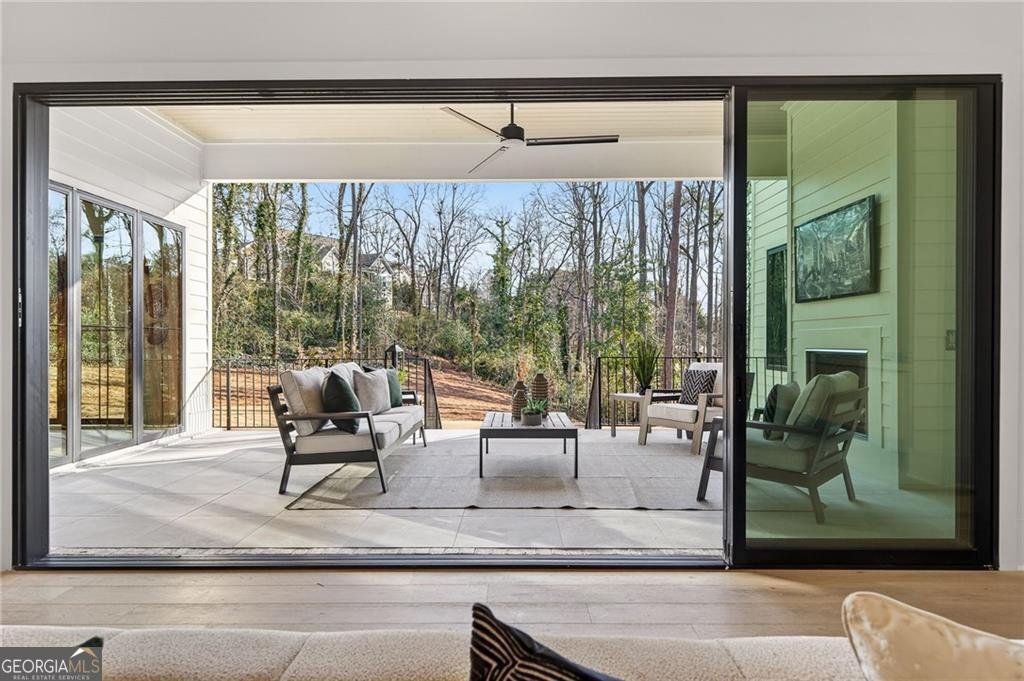 422 Hilderbrand Drive Atlanta - Photo 15