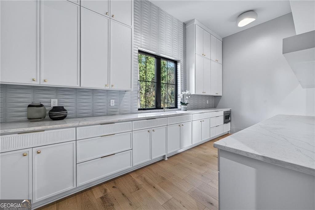 422 Hilderbrand Drive Atlanta - Photo 8