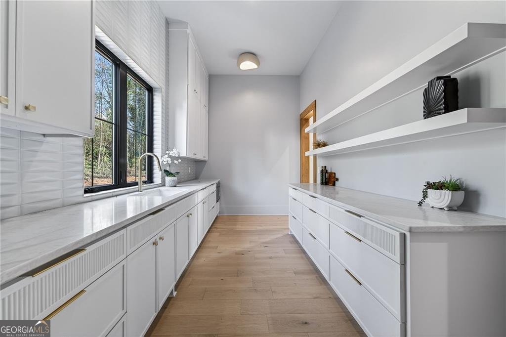 422 Hilderbrand Drive Atlanta - Photo 9