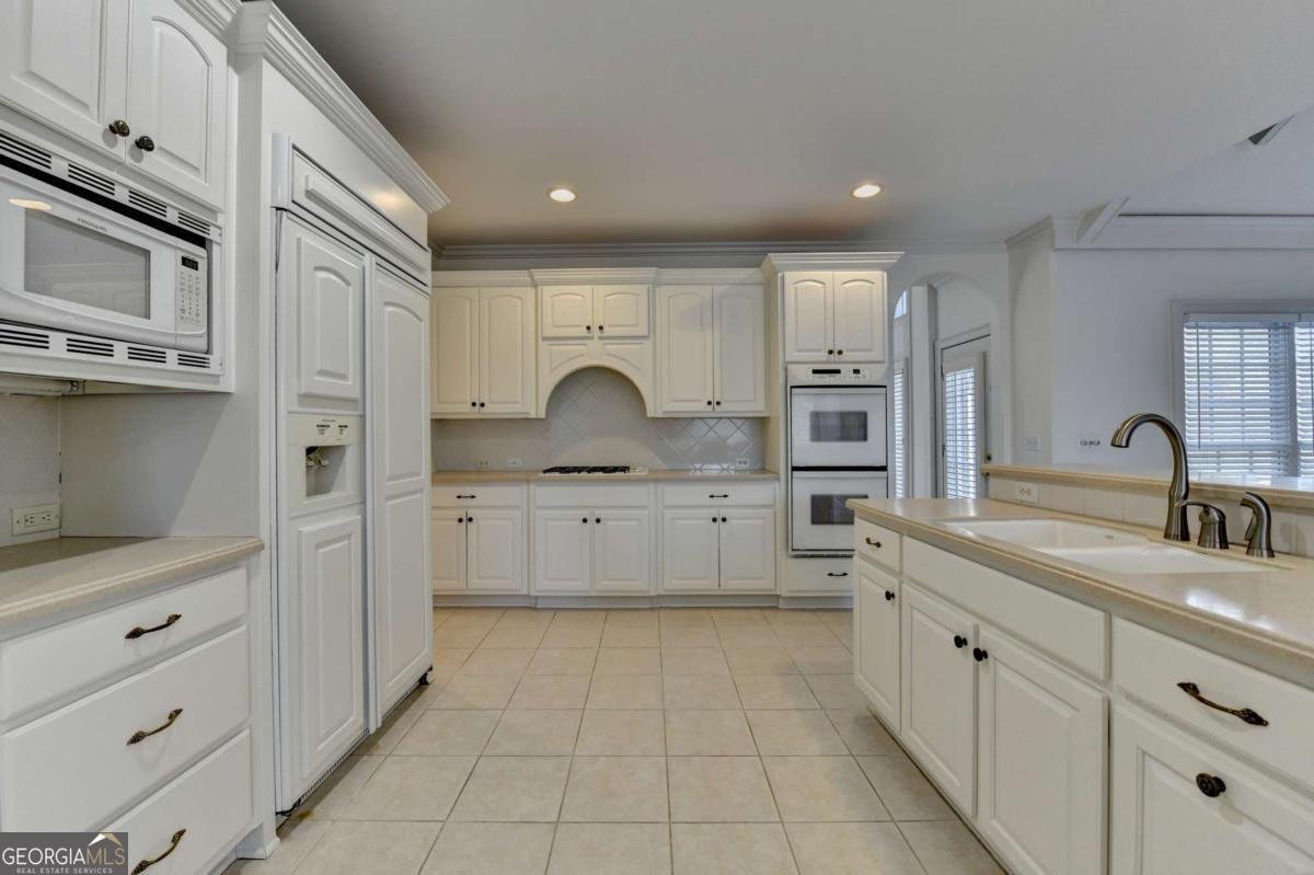 6905 Blackthorn Lane Suwanee - Photo 10