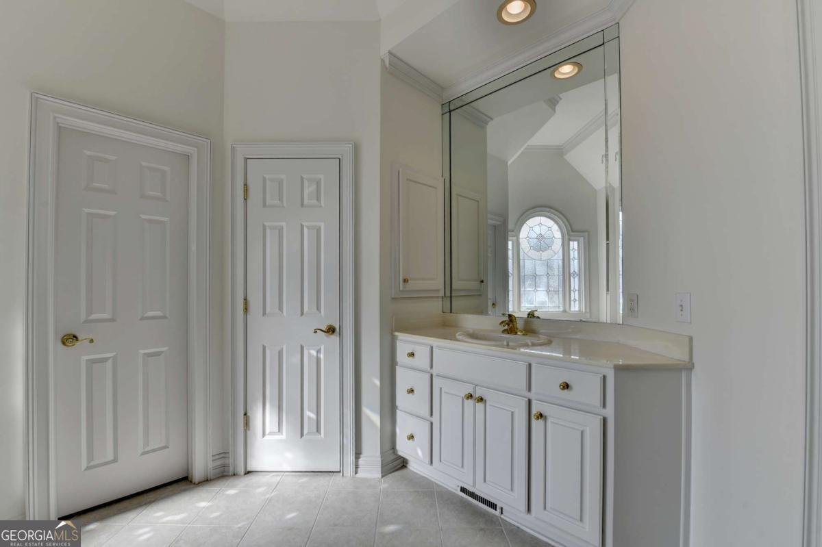 6905 Blackthorn Lane Suwanee - Photo 23