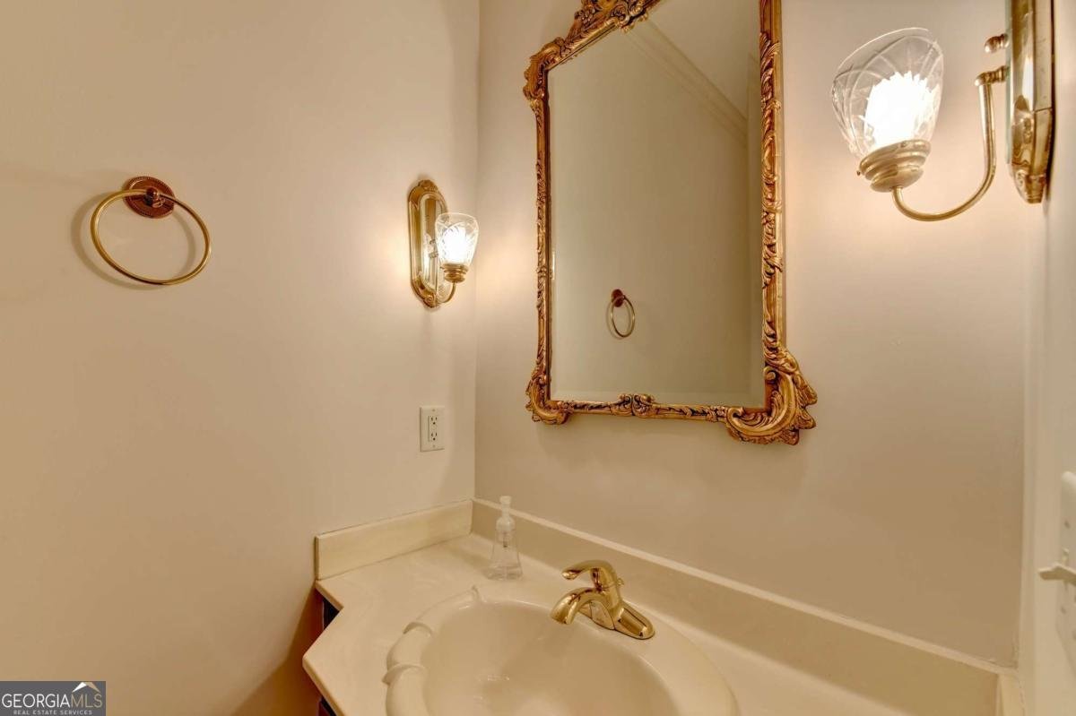 6905 Blackthorn Lane Suwanee - Photo 27