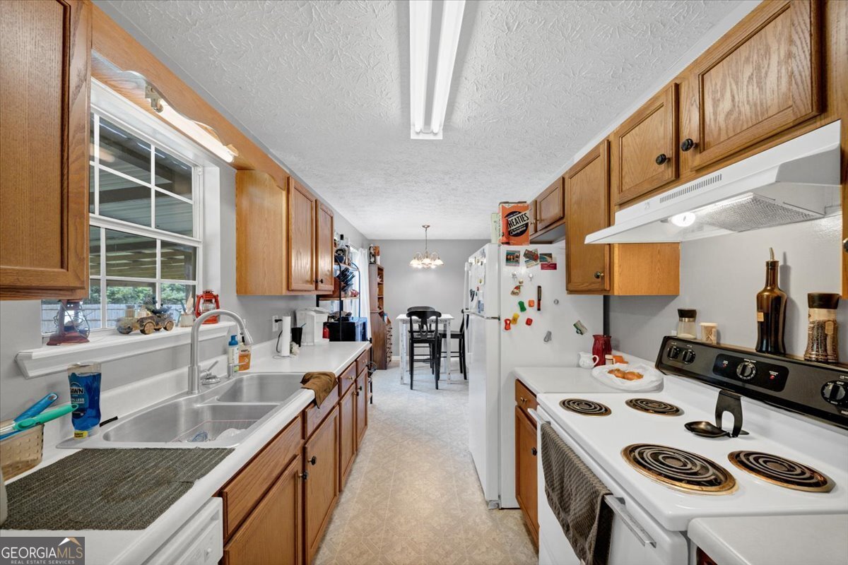 221 Pleasant Way Temple - Photo 14