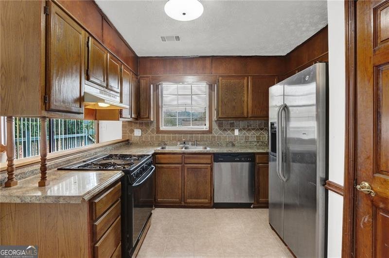 309 Carmen Court Lawrenceville - Photo 15