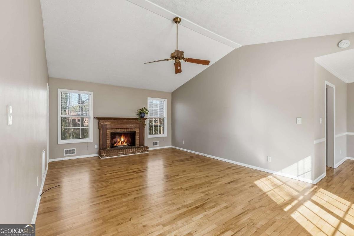 285 Tyson Circle Roswell - Photo 6