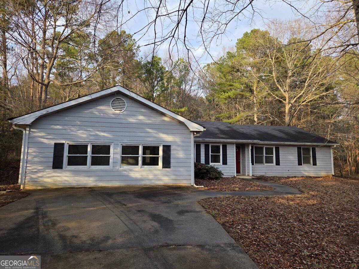 100 Willow Shoals Drive Covington - Photo 1