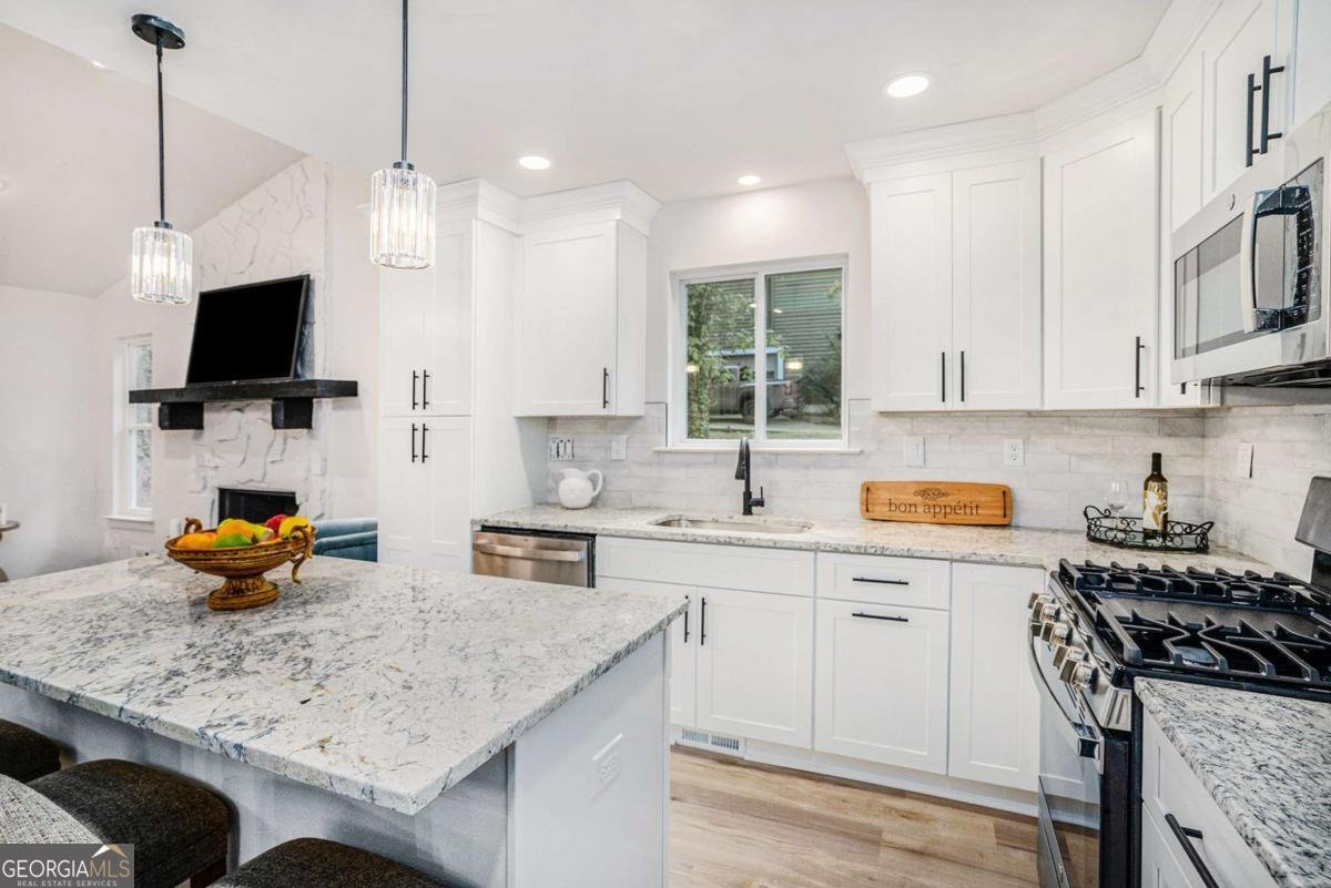 9760 Loblolly Lane Roswell - Photo 8