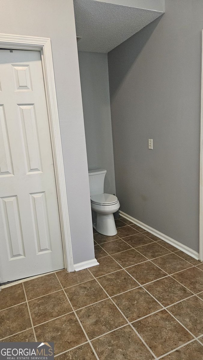 561 Hillandale Park Drive Lithonia - Photo 18