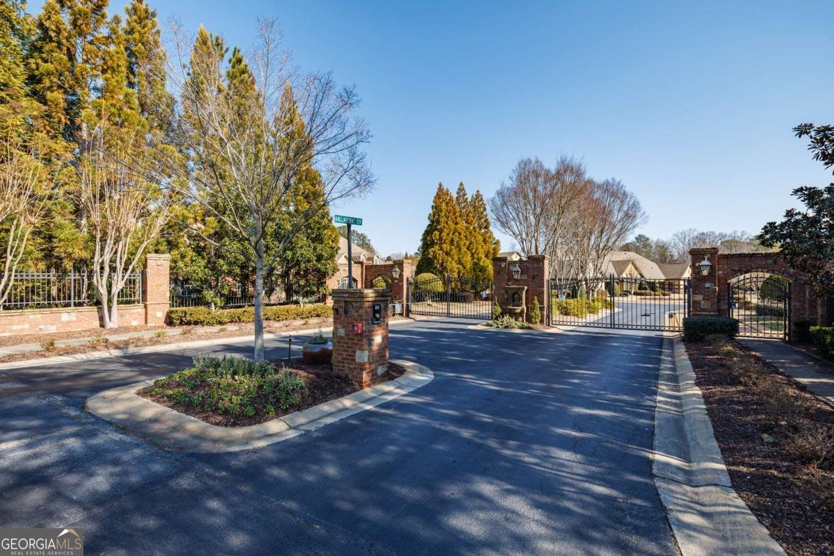 2462 Ballantrae Circle Cumming - Photo 1