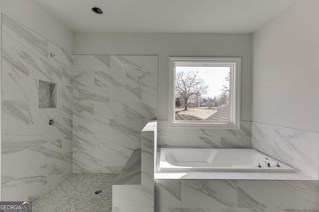 8165 Heardsville Court Cumming - Photo 41