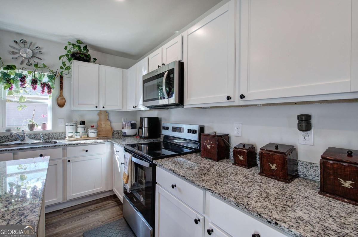 635 Tudor Street Euharlee - Photo 17