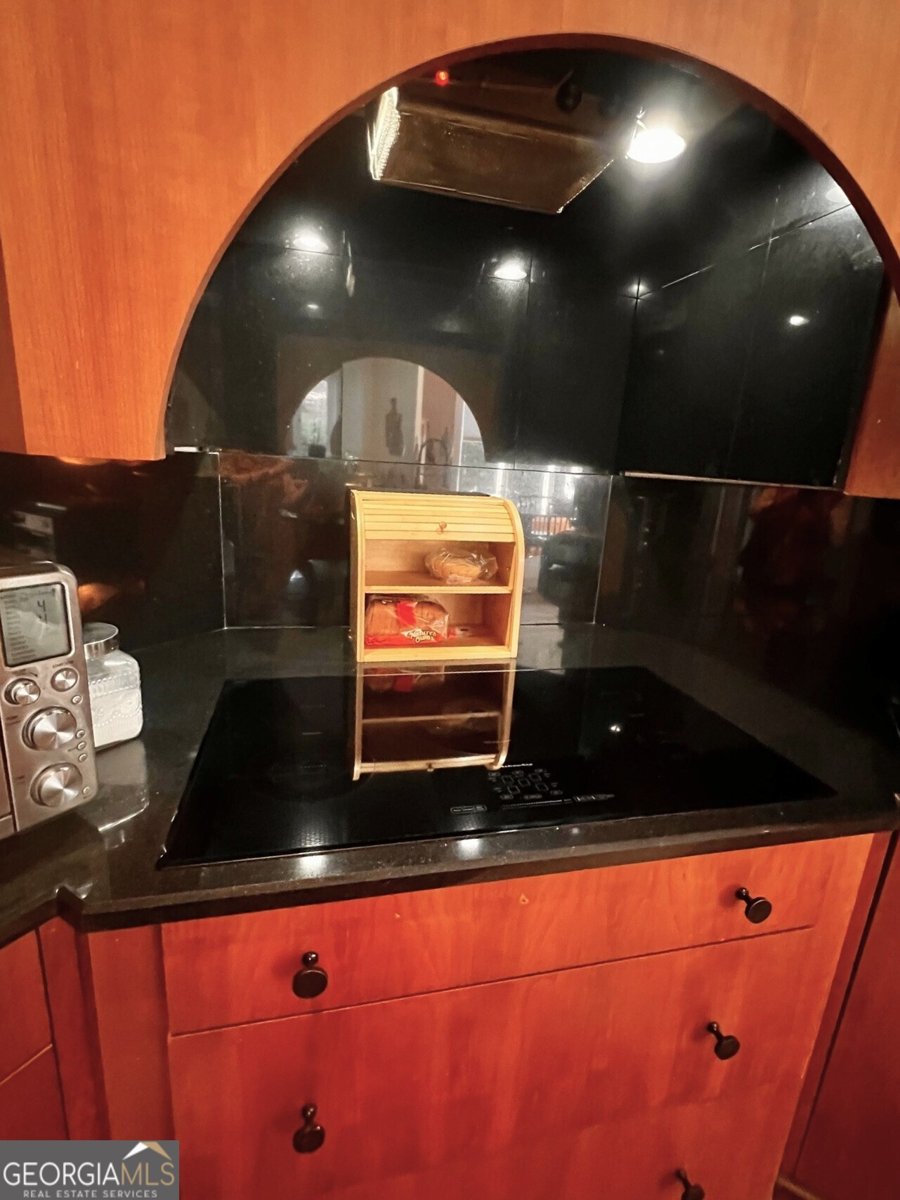 1918 Woodland Road Thomaston - Photo 32