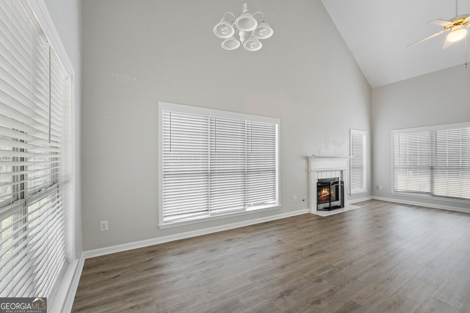 130 Coach Drive Griffin - Photo 8