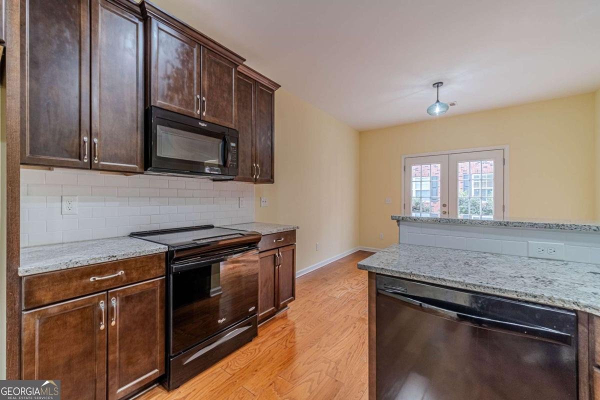 183 Senior Circle Gainesville - Photo 12