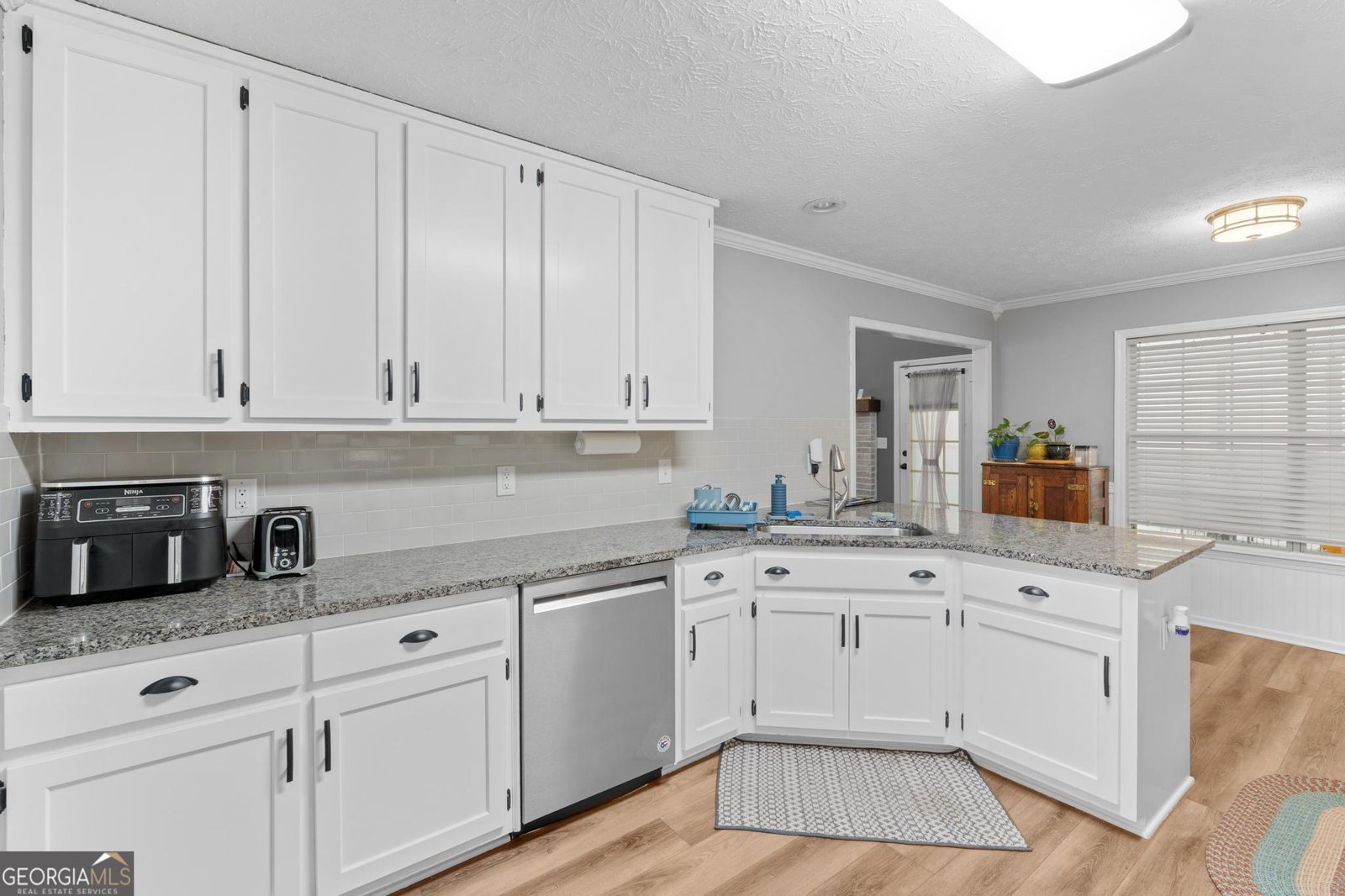 407 TRESTLE ROAD LOCUST GROVE - Photo 8