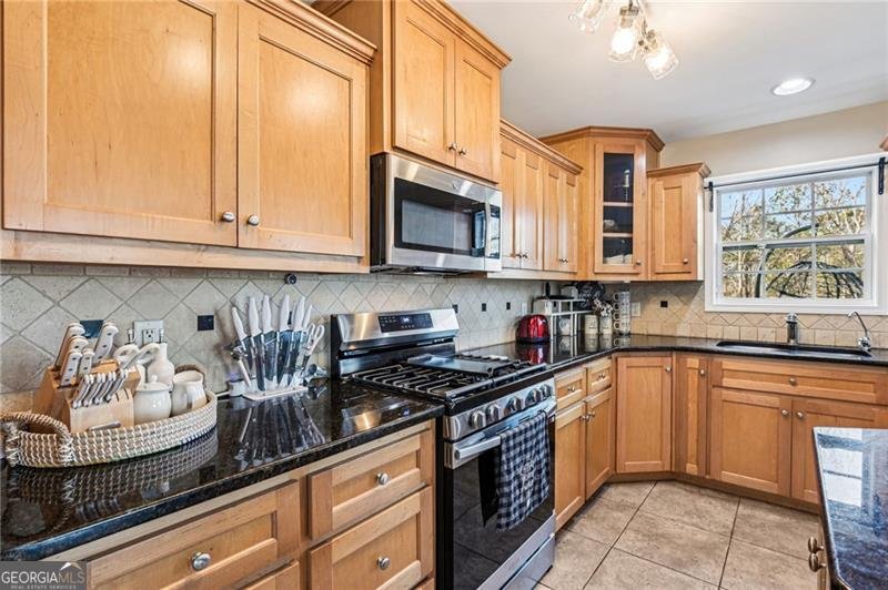 132 Hammond Drive Canton - Photo 21